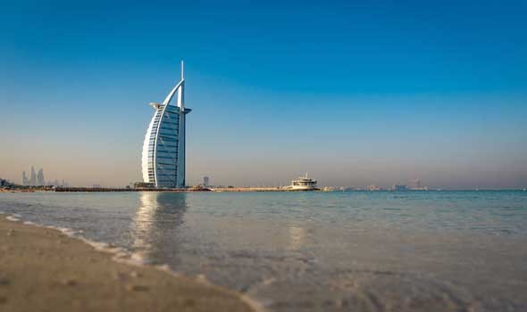  صوت الإمارات - محمد خليفة المبارك يُعلن عن36.7 مليار درهم استثمارات «سياحة أبوظبي» حتى 2030
