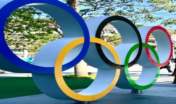 نائب رئيس تنفيذية «دولي الطائرة» يزور «الأولمبية»