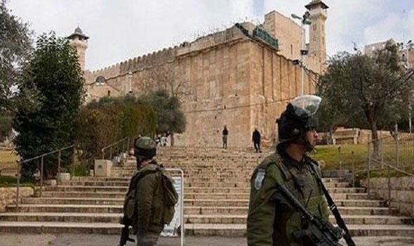 الأسيرة الفلسطينية أنهار الديك على وشك الولادة في سجون الاحتلال