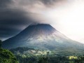  صوت الإمارات - رماد جبل إتنا يمدد إغلاق مطار كاتانيا في إيطاليا حتى منتصف ليل الإثنين