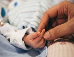  صوت الإمارات - أهمية الرضاعة الطبيعية للطفل وأضرار الحليب الاصطناعي