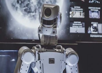  صوت الإمارات - ابتكار روبوت ذكي يحدد الأشجار التي تحتاج إلى الري بدقة عالية