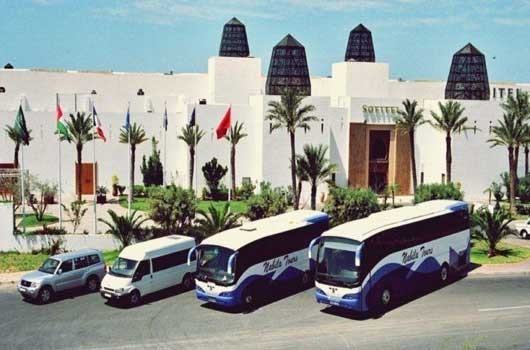  صوت الإمارات - أشوك ليلاند تتوسع في الإمارات بتوريد 1400 حافلة مدرسية بـ185 مليون درهم