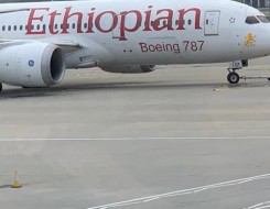  صوت الإمارات - طائرة بوينغ تفقد عجلة أثناء إقلاعها من لوس أنجلوس