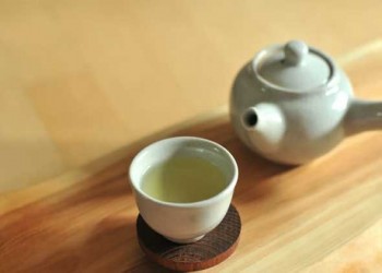  صوت الإمارات - خبراء يكشفون أفضل وقت لشرب الشاي الأخضر لتجنب آثاره الجانبية