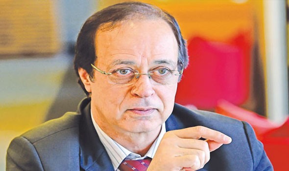  صوت الإمارات - تكريم إماراتي يسلّط الضوء على تجربة الأديب العربي أنور الخطيب