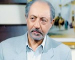صوت الإمارات - وفاة الفنان المصري عبد العزيز مخيون عن عمر 83 عاماً بعد تدهور حالته الصحية
