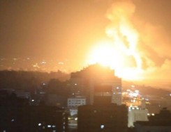  صوت الإمارات - حريق ضخم يلتهم بوابة المستشفى الإماراتي في رفح بفعل القصف الصهيوني الأخير