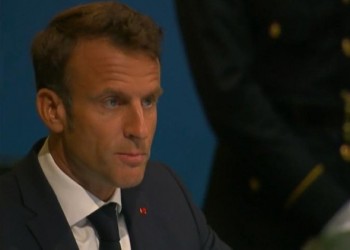  صوت الإمارات - إيمانويل ماكرون يبحث مع الشرع التصعيد في سوريا ويدعو إلى وقف دائم لإطلاق النار