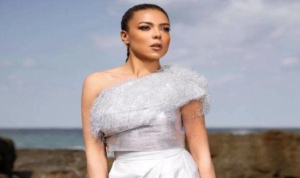  صوت الإمارات - ناهد السباعي تشعر بأنها بطلة في إفراج وتحمست لدورها مع عمرو سعد