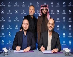  صوت الإمارات - "موسم الرياض" يوقع اتفاقية شراكة مع مصمم الأزياء العالمي إيلي صعب