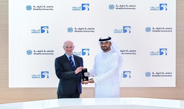 جامعة خليفة تُوقع اتفاقية مع أدنوك للإمداد  لتنفيذ بحوث في مجال الاستدامة