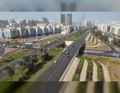 صوت الإمارات - بلدية مدينة أبوظبي تنجز أعمال تركيب الإنارة التجميلية لجسر دلما