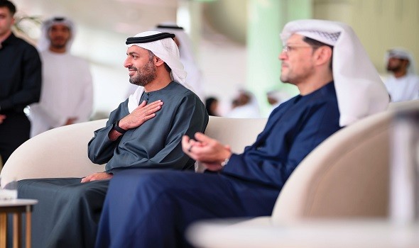  صوت الإمارات - محمد بن حمد بن طحنون يشهد حفل إطلاق المُسمَّى والهوية الجديدة لـ"مطار زايد الدولي"