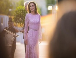  صوت الإمارات - الملكة رانيا تخطف الأنظار بإطلالاتها الراقية المناسبة لشهر رمضان