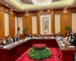  صوت الإمارات - وزراء خارجية الصين وباكستان وأفغانستان يتفقون على توسيع التعاون بمبادرة الحزام والطريق ليشمل أفغانستان1294866/314
