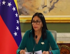  صوت الإمارات - الرئيسة الفنزويلية تطلب من ترمب رفع العقوبات الأميركية عن بلادها