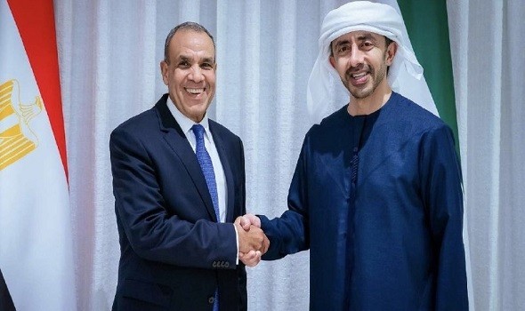  صوت الإمارات - وزيرا خارجية الإمارات ومصر يبحثان اعتداءات إيران الصاروخية