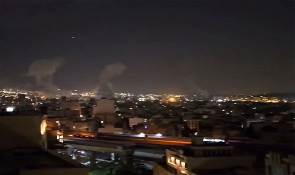  صوت الإمارات - غارات تستهدف مخازن النفط في طهران والحرس الثوري يتوعد بمواصلة الحرب ستة أشهر