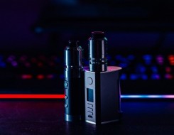  صوت الإمارات - السيجارة الإلكترونية تسببت بثقوب سوداء في أسنان امرأة