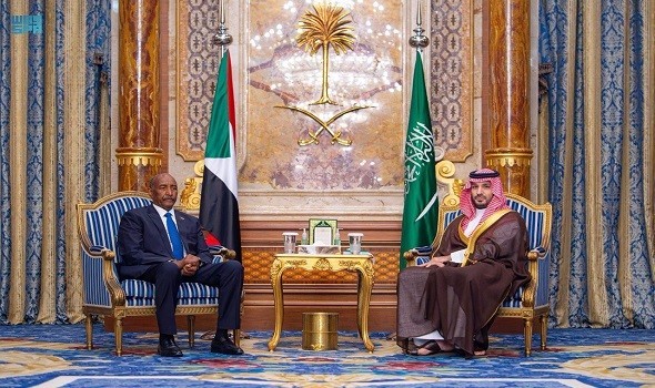 بن سلمان والبرهان يؤكدان على أهمية سيادة السودان وترحبب بتصنيف واشنطن لإخوان السودان بالإرهاب