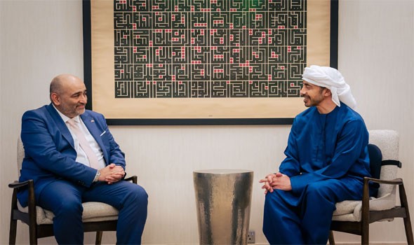 عبدالله بن زايد آل نهيان يبحث مع أوميد نوريبور تطورات المنطقة وتعزيز التعاون الإماراتي الألماني