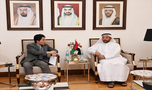 غرفة الشارقة وسفارة فيتنام تبحثان تعزيز التعاون الاقتصادي