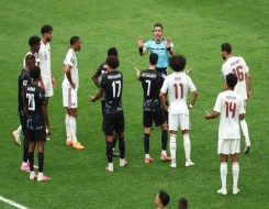  صوت الإمارات - إيقاف لاعب منتخب قطر عاصم ماديبو خمس مباريات بسبب الإصابة الخطيرة لإسماعيل كوني