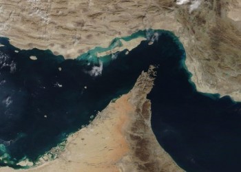 صوت الإمارات - البيت الأبيض يكشف شرطاً مفاجئاً لبدء إزالة الألغام من مضيق هرمز