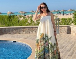  صوت الإمارات - إطلالات النجمات وعاشقات الموضة تتألق بصيحة الكشكش الحيوية في موسم الصيف
