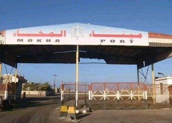 صوت الإمارات - الحوثيون يجددون قصف المخا ومأرب بالصواريخ الباليستية والمسيّرات